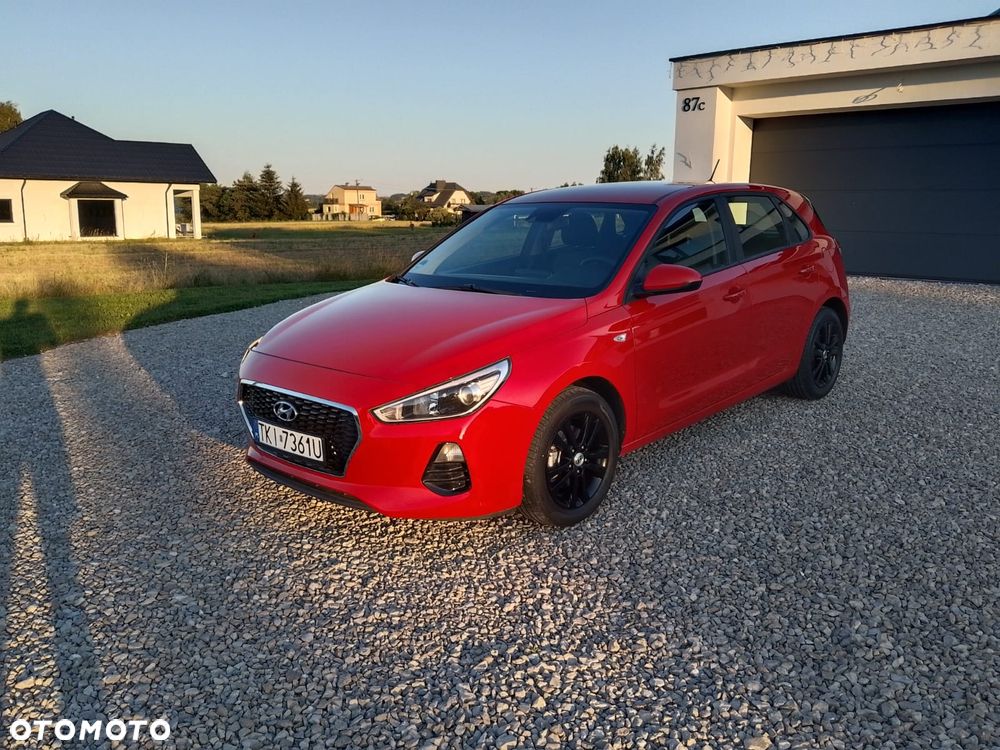 Hyundai i30 blue 1.4 Classic - 2