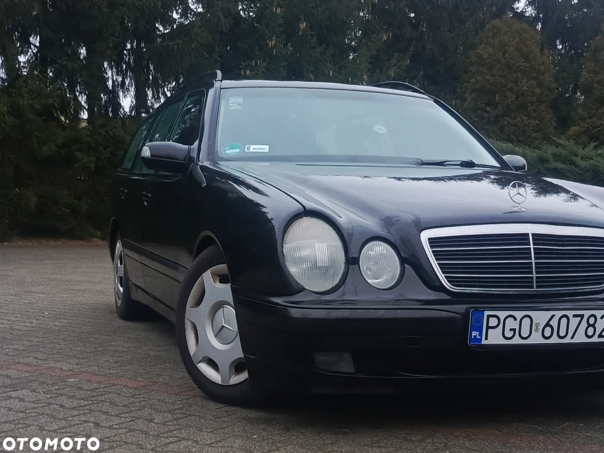 Mercedes-Benz Klasa E - 4