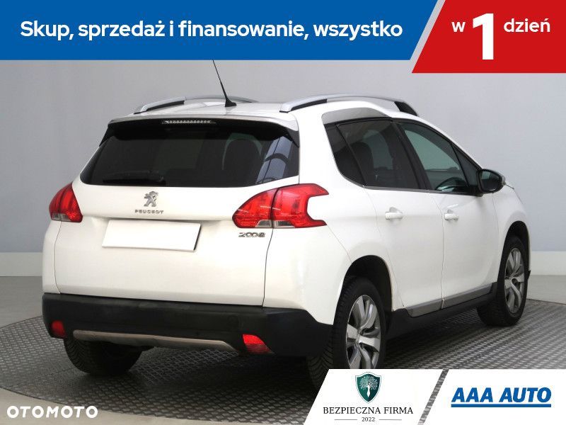 Peugeot 2008 - 7