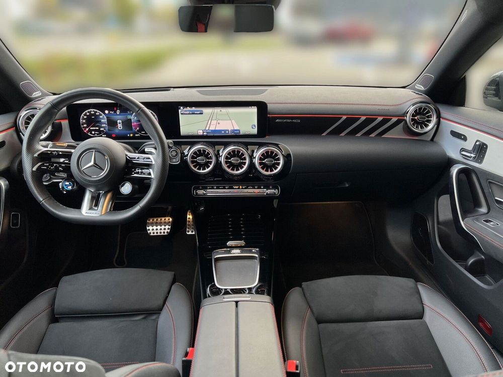 Mercedes-Benz CLA 2024