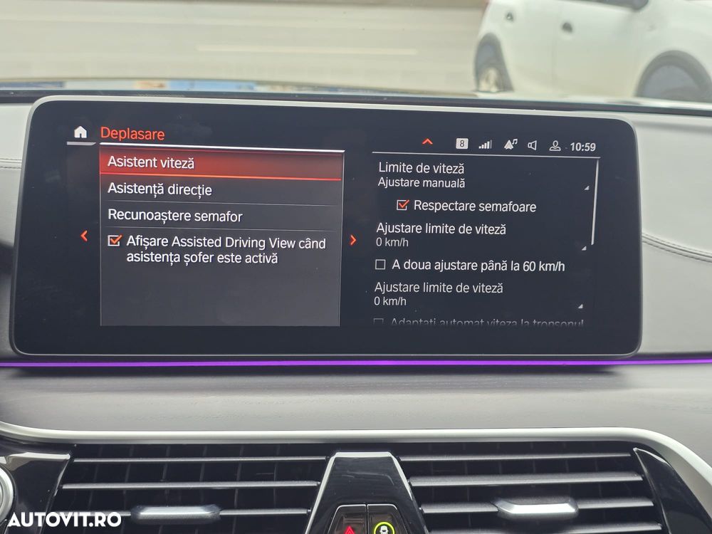 BMW Seria 5 530e xDrive AT PHEV - 36