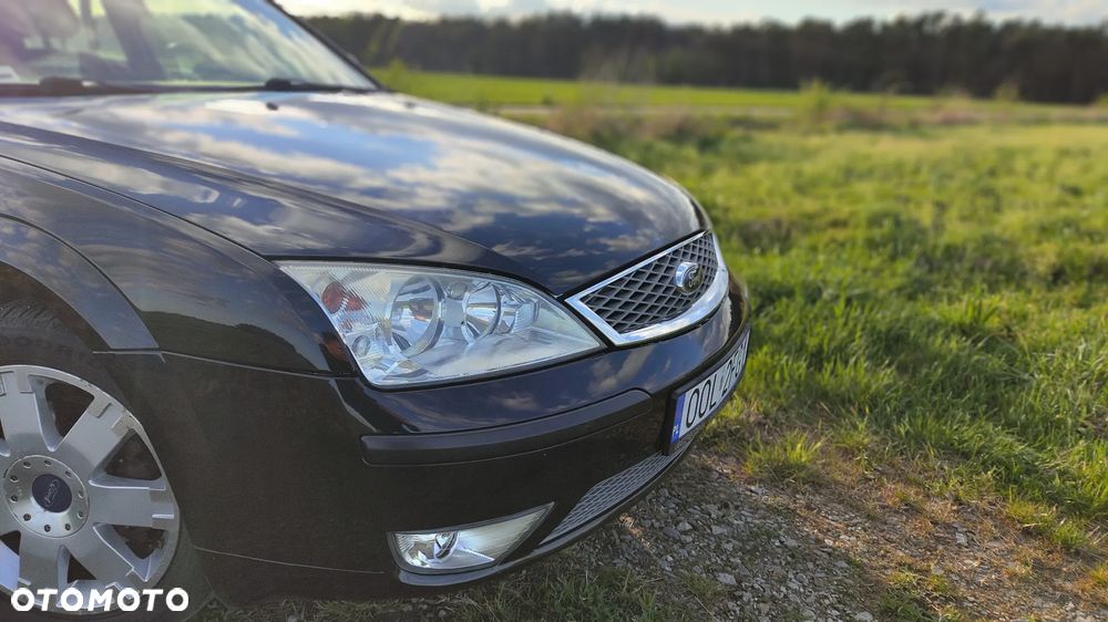 Ford Mondeo 2.0 FF Titanium - 3
