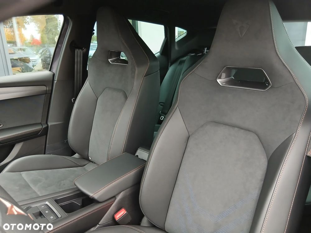 Cupra Leon 1.5 eTSI DSG - 12