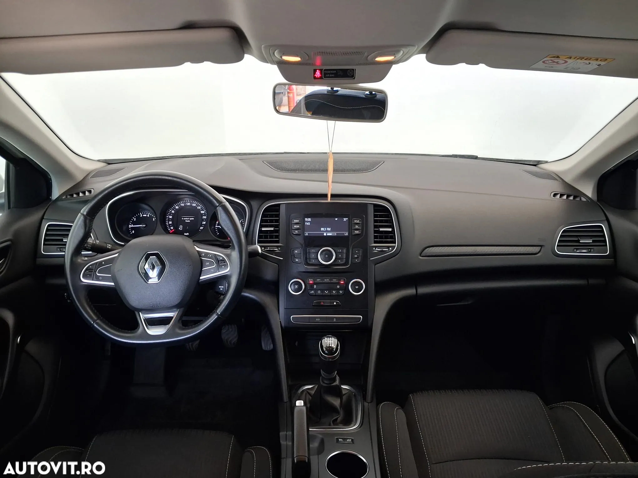 Renault Megane Estate TCe GPF Zen - 3