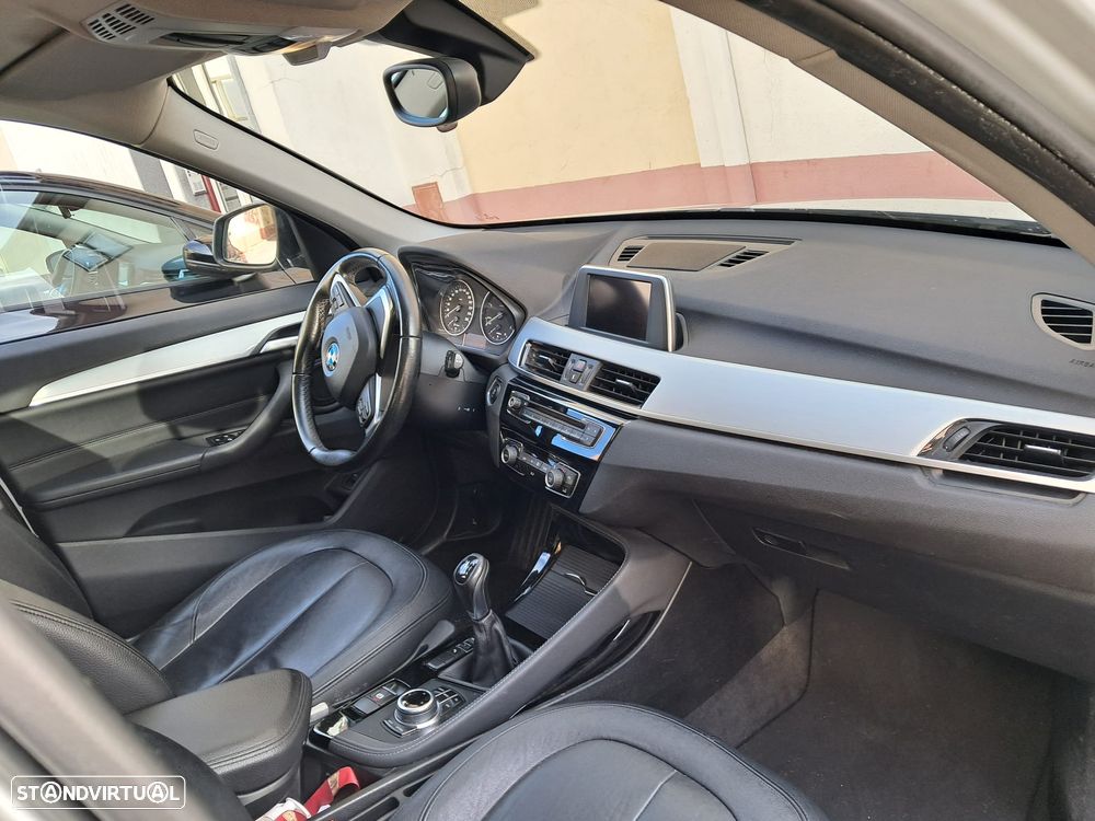 BMW X1 xDrive18d xLine - 10