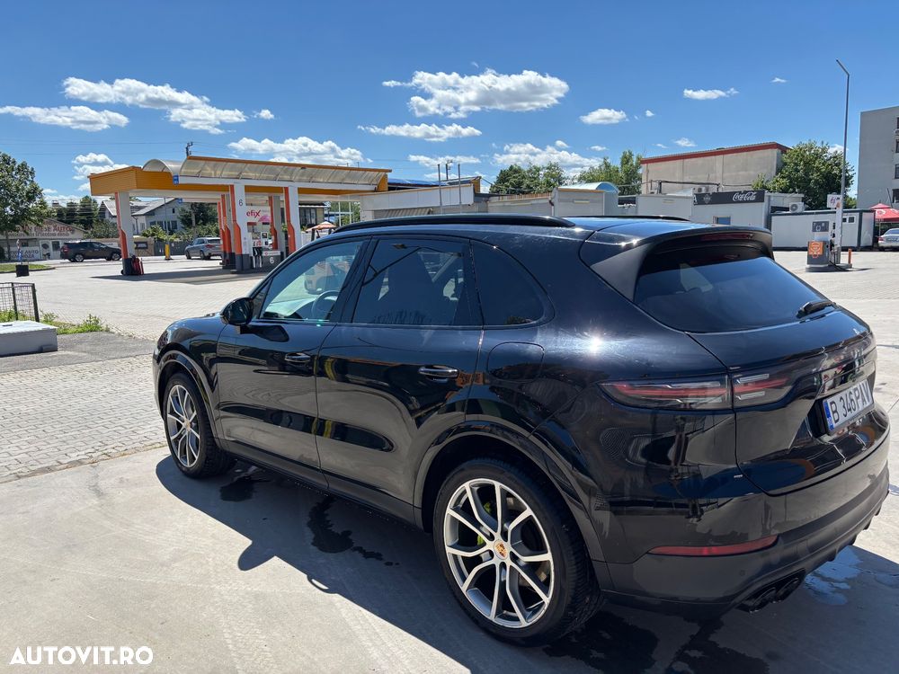 Porsche Cayenne E-Hybrid - 5