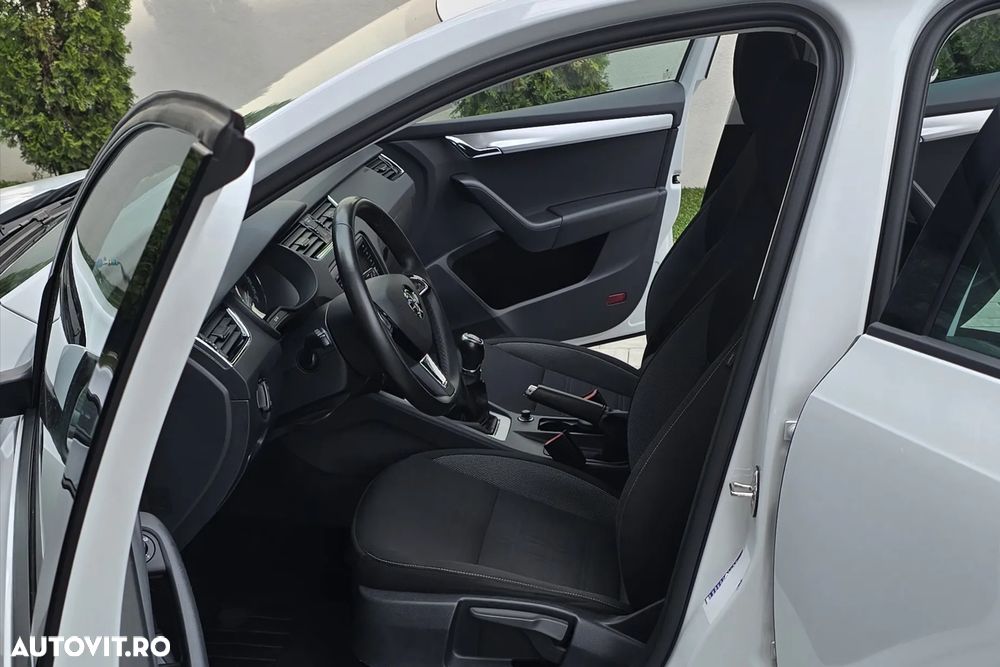 Skoda Octavia 2.0 TDI Ambition - 10