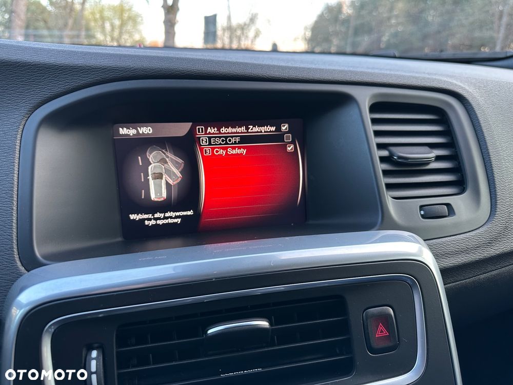 Volvo V60 - 24