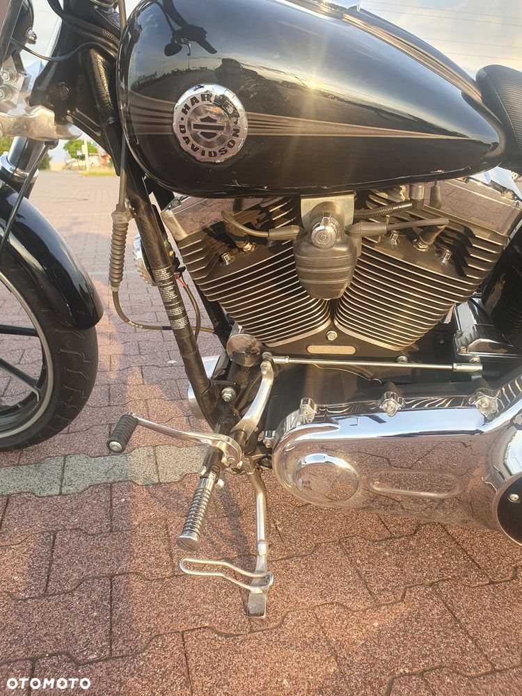 Harley-Davidson Softail Breakout - 12