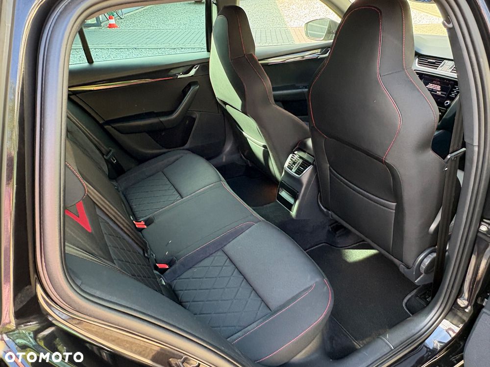 Skoda Octavia 2.0 TDI 4x4 RS DSG - 18