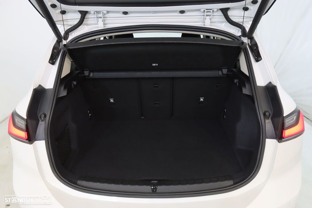 BMW 218 Active Tourer i Auto - 36