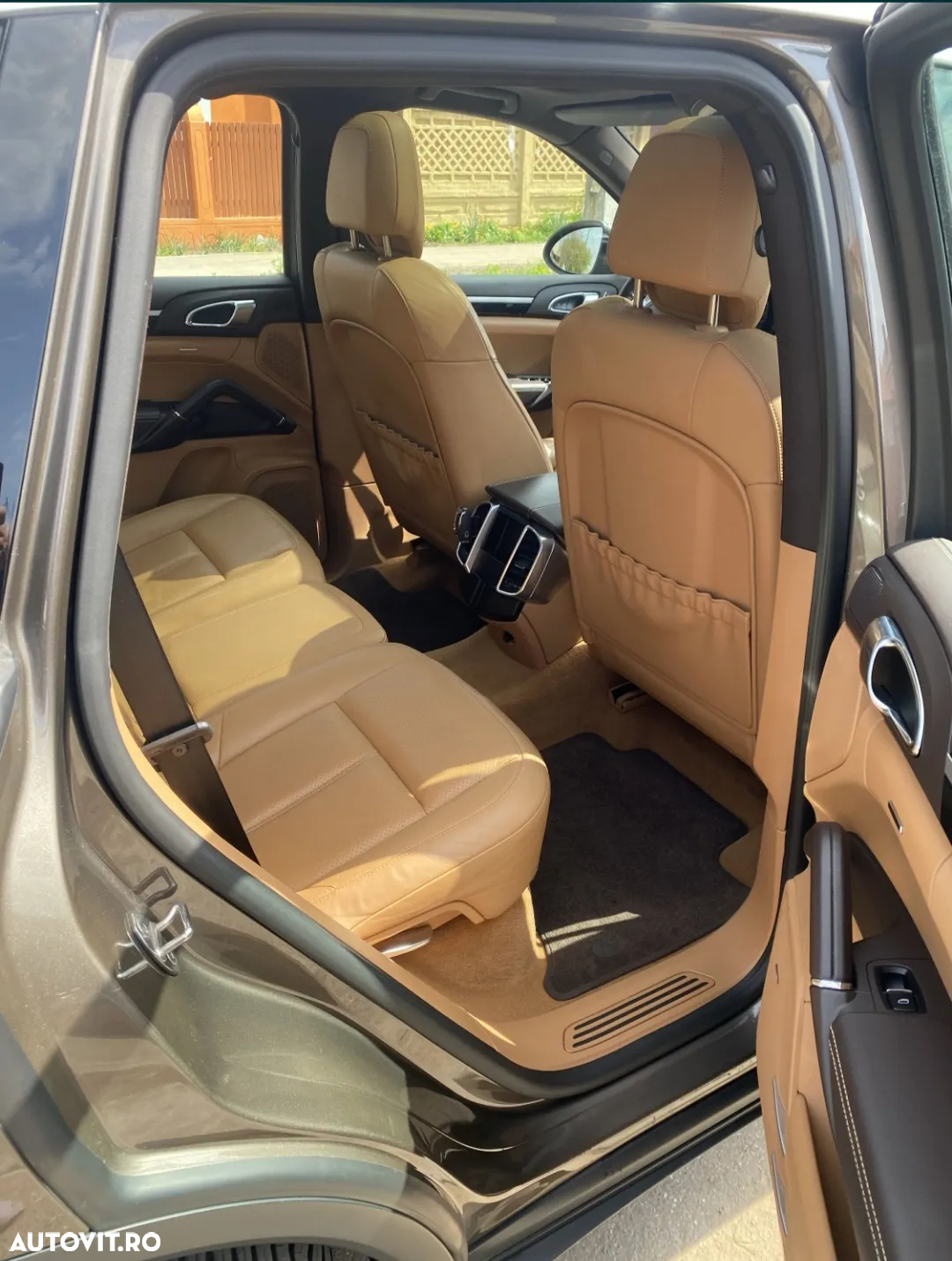 Porsche Cayenne - 7