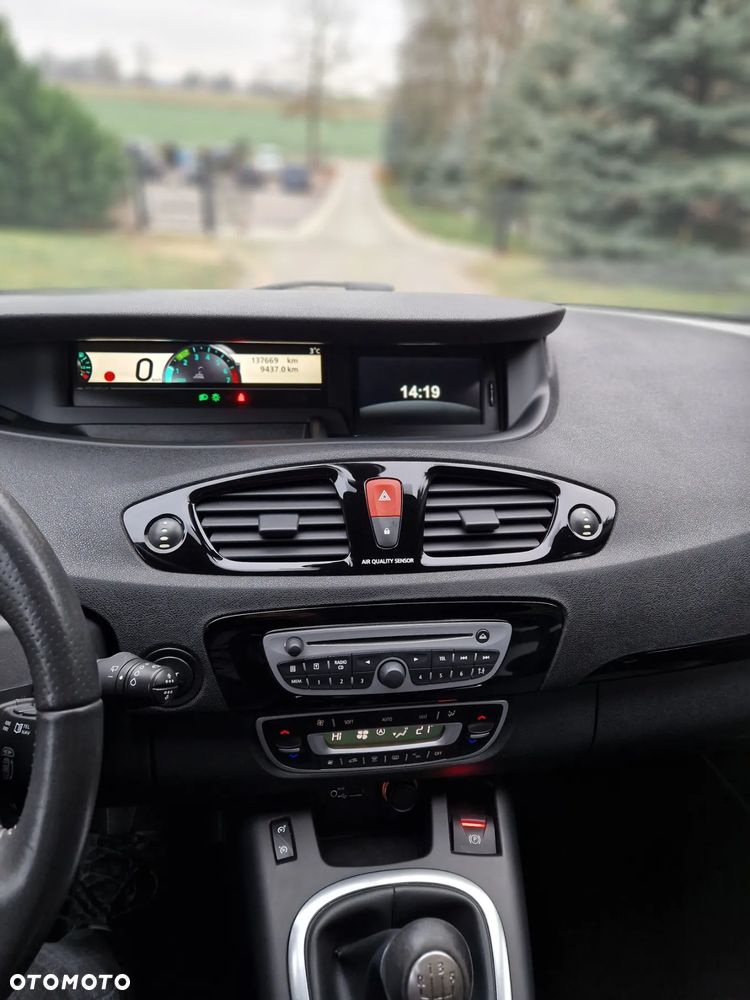 Renault Scenic TCe 130 Bose Edition - 25