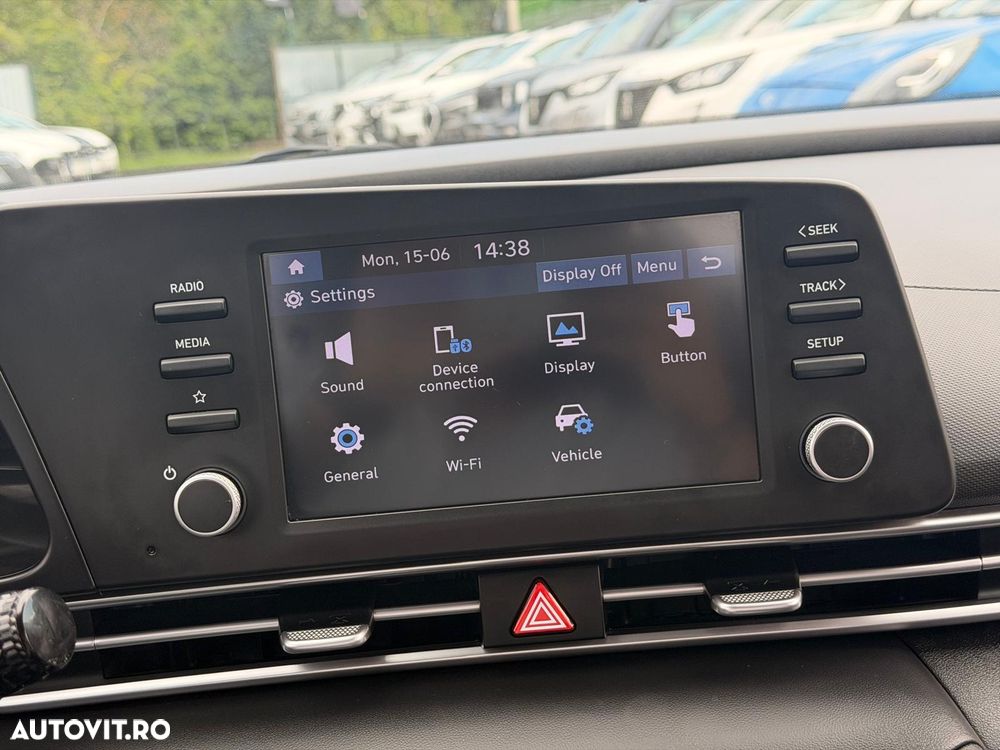 Hyundai Elantra 1.6 l 123 CP 6MT Comfort - 25
