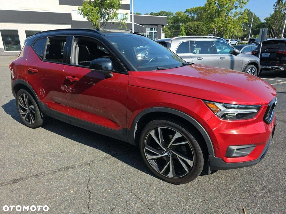 Volvo XC 40 T5 AWD R-Design - 2
