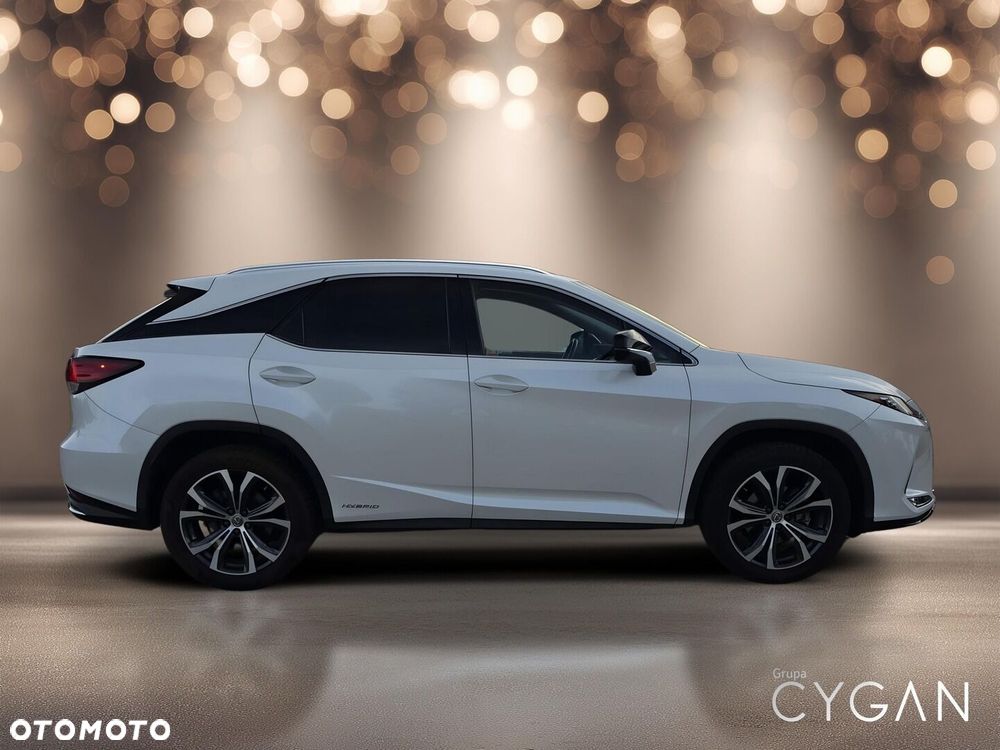 Lexus RX - 8