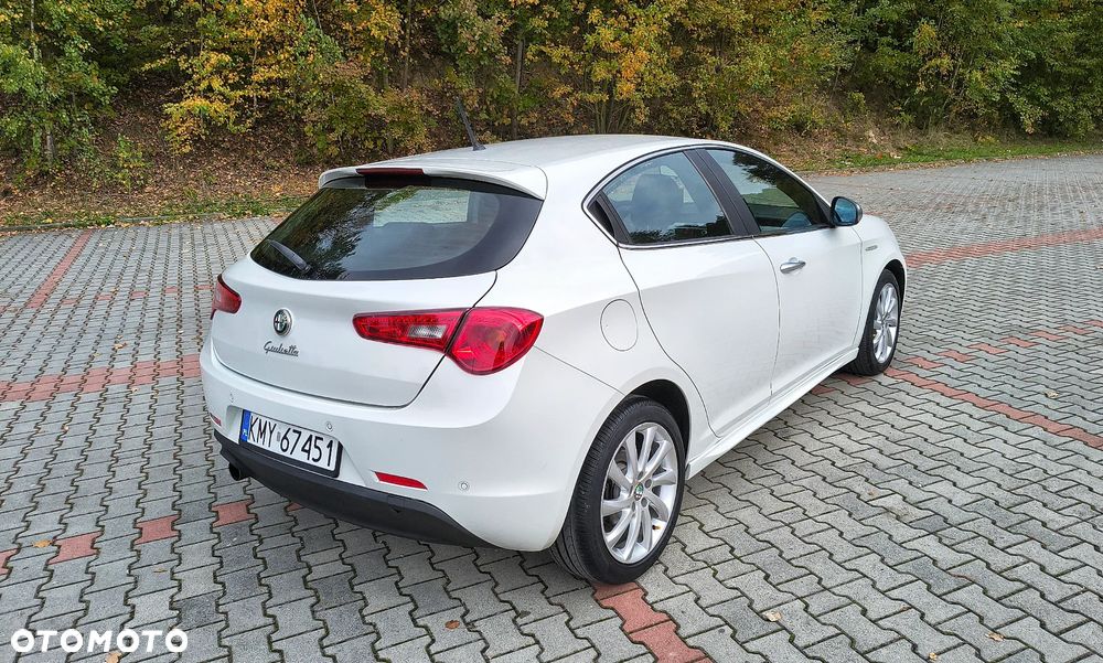 Alfa Romeo Giulietta - 5