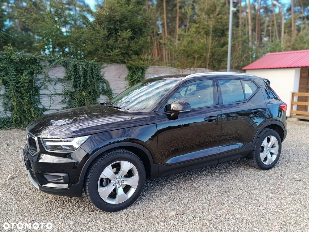 Volvo XC 40 T2 Momentum Core - 4