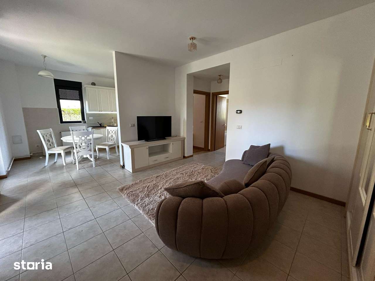 Apartament 2 camere, gradină și balcon — fotografia 1