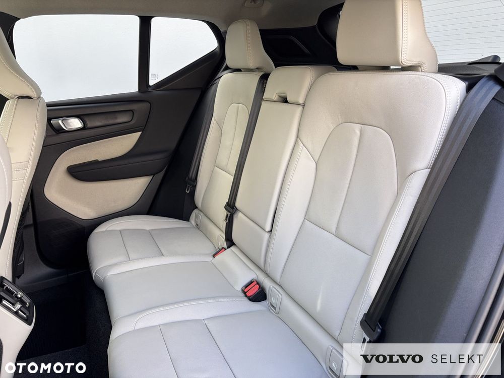 Volvo XC 40 - 21