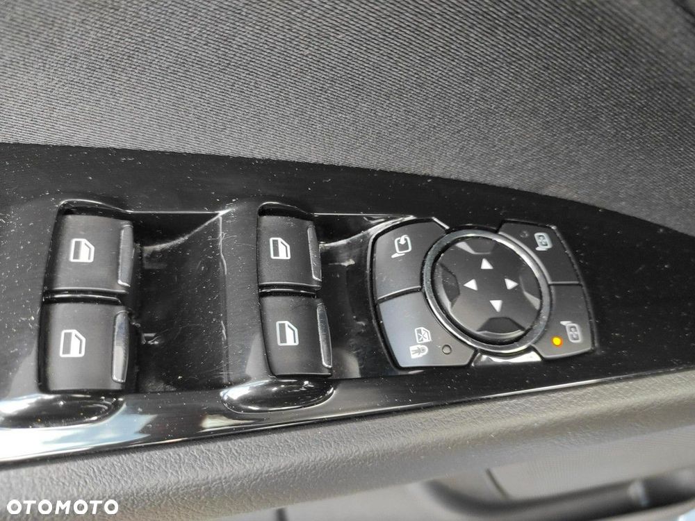 Ford Mondeo - 10
