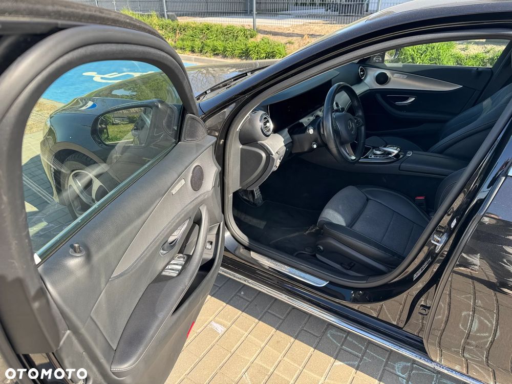 Mercedes-Benz Klasa E 200 9G-TRONIC - 6