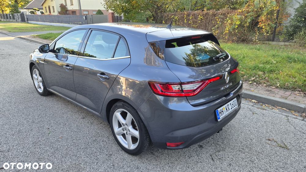 Renault Megane ENERGY TCe 100 PLAY - 4