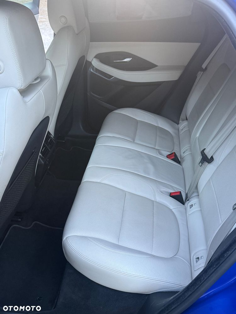 Jaguar E-Pace 2.0 i4P AWD R-Dynamic S - 10