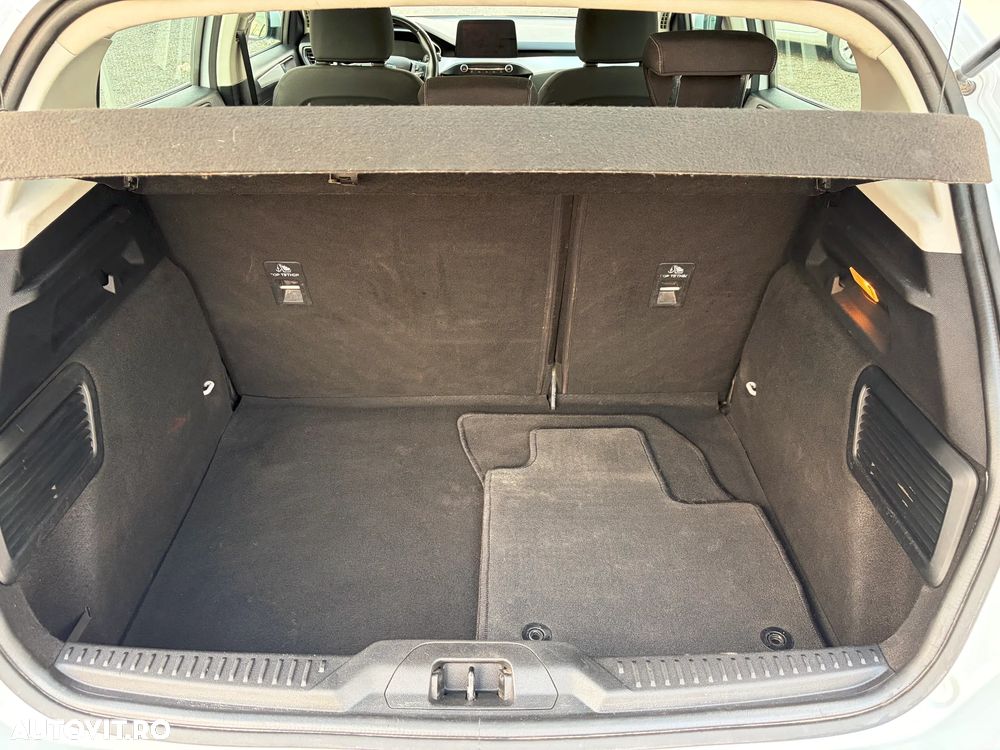 Ford Focus 1.0 EcoBoost Connected - 28