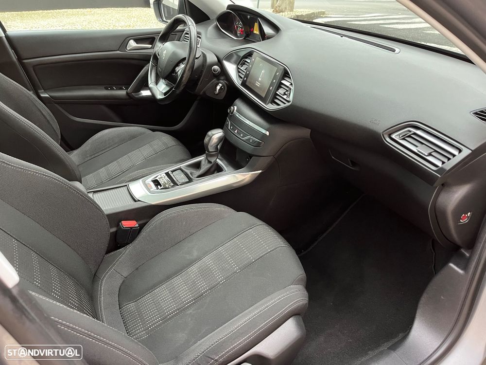 Peugeot 308 1.6 BlueHDi Allure J17 - 5