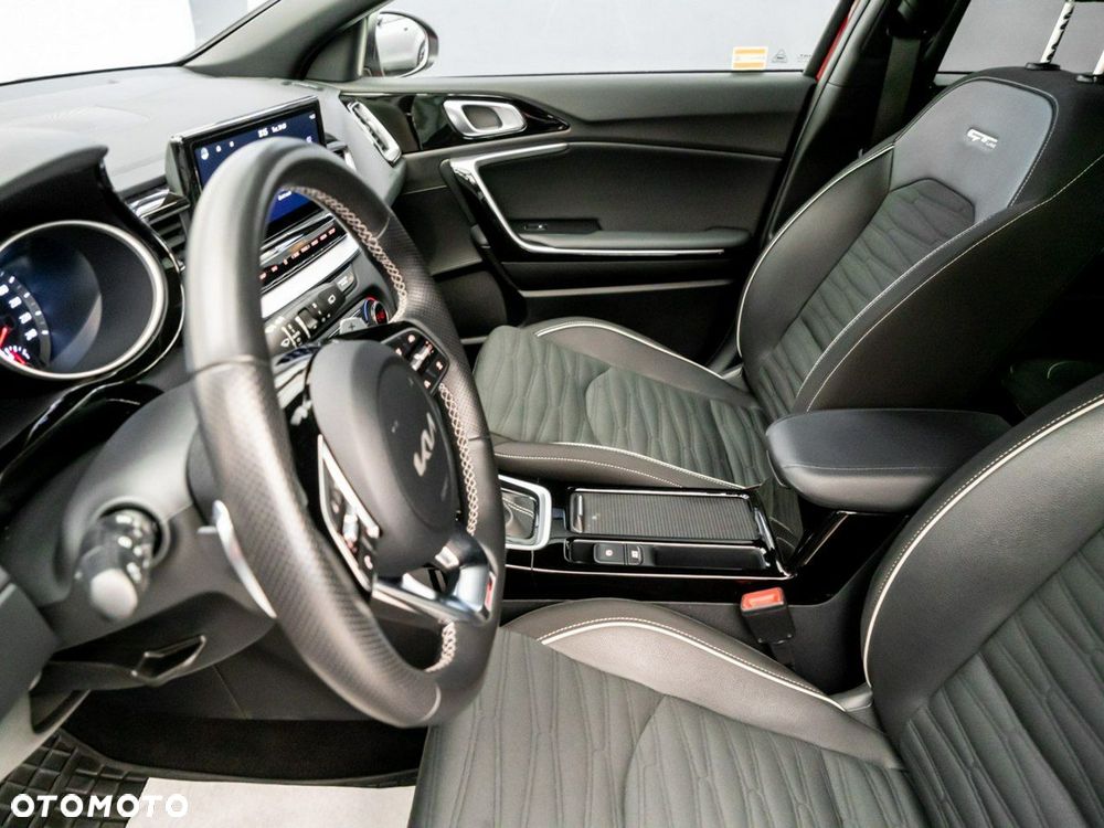 Kia ProCeed 1.5 T-GDI GT Line DCT - 24