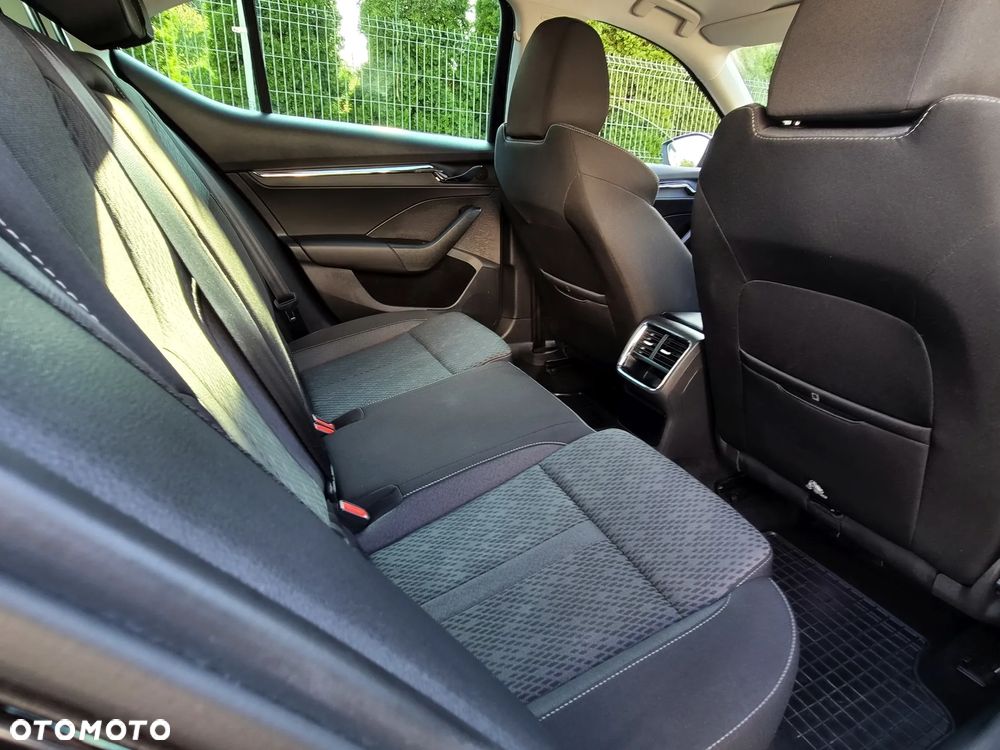 Skoda Octavia 2.0 TDI SCR Style DSG - 14