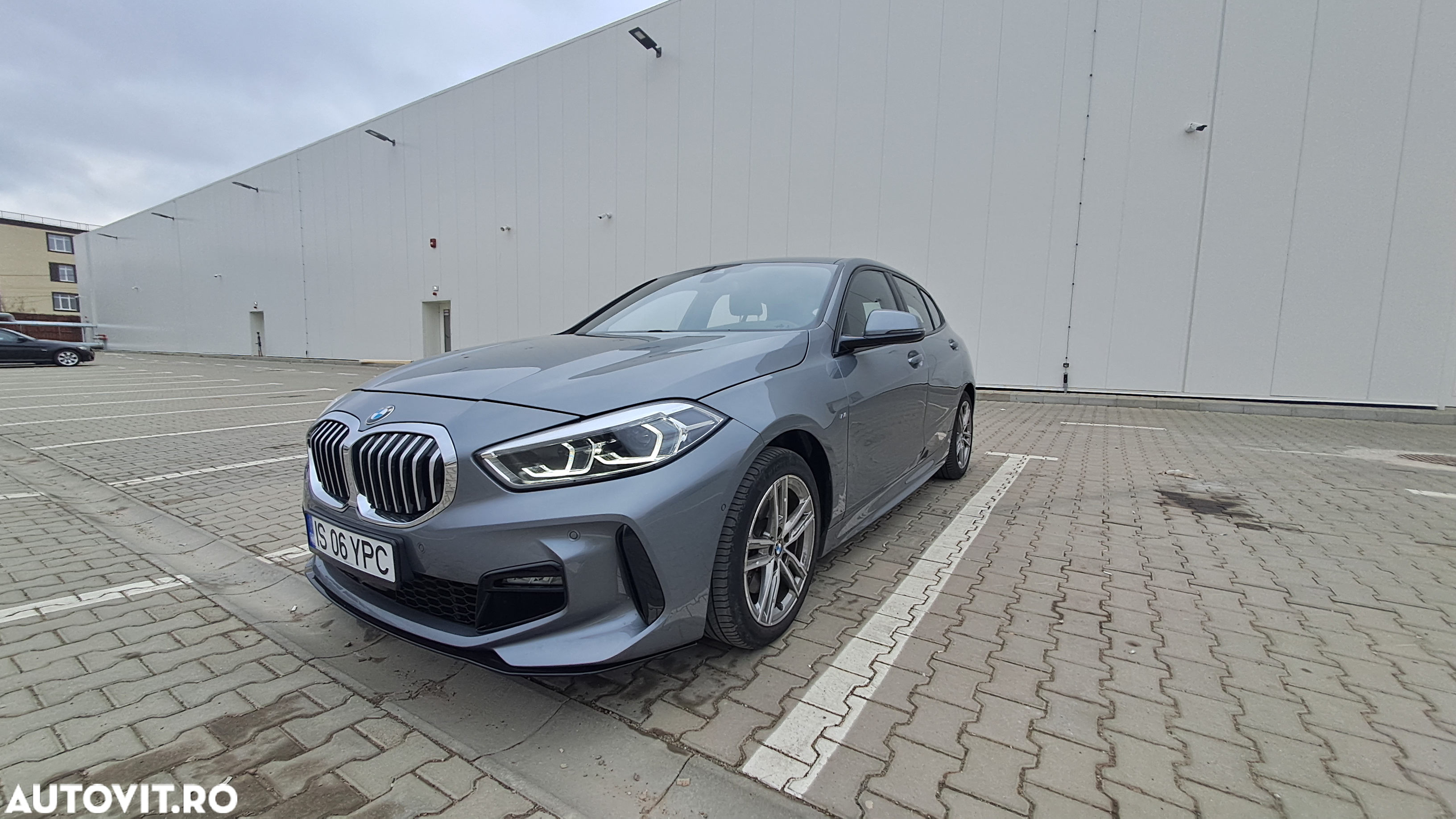 BMW Seria 1 118i Aut. M Sport - 2
