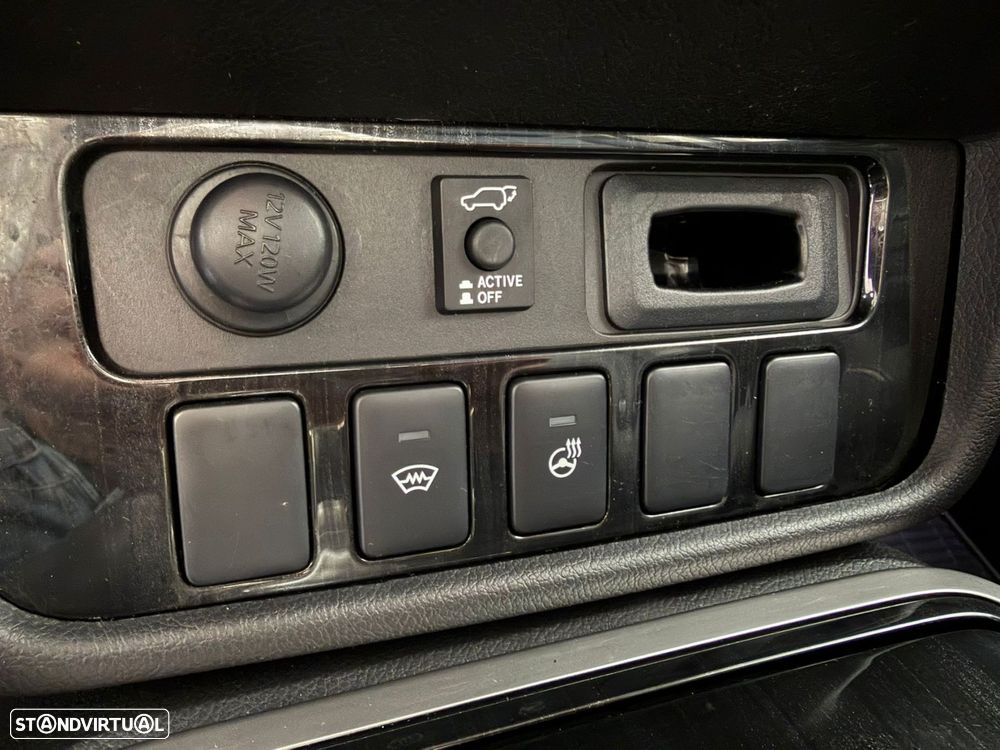 Mitsubishi Outlander 2.0 Instyle Navi - 21