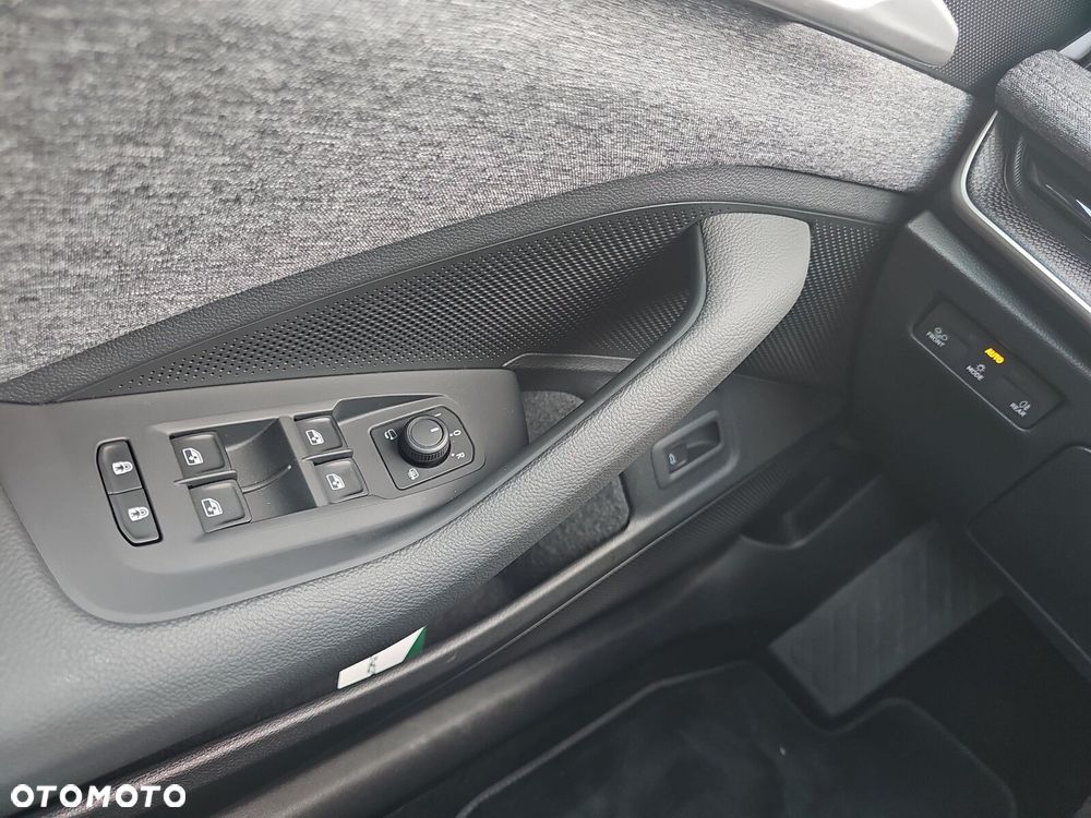 Skoda Superb 2.0 TSI Selection DSG - 24