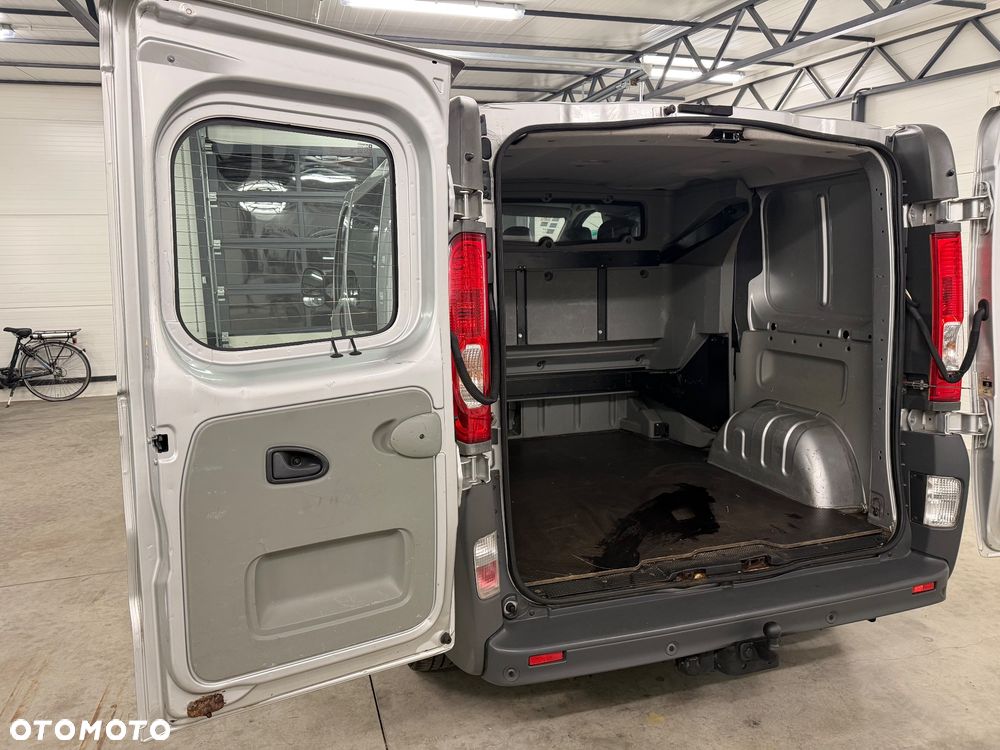 Renault Trafic - 22