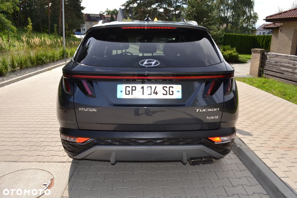 Hyundai Tucson 1.6 T-GDi HEV Executive 2WD - 19