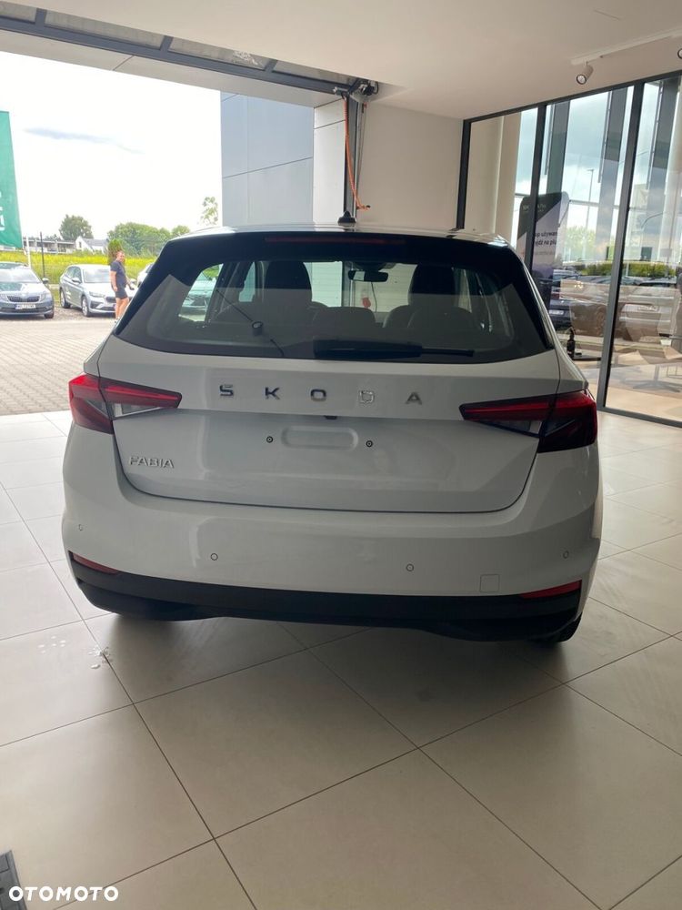 Skoda Fabia - 5
