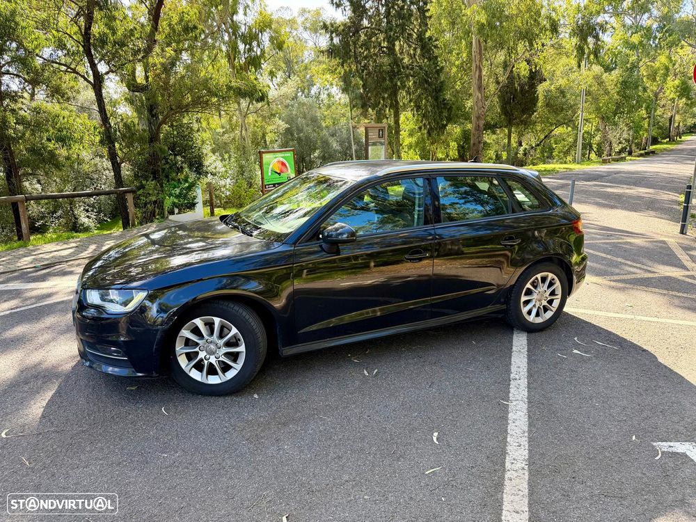 Audi A3 Sportback 1.6 TDI Advance - 2