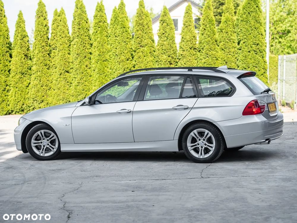 BMW Seria 3 318d DPF - 10