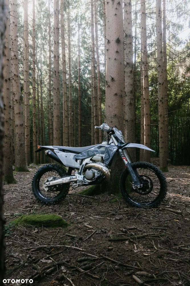 Husqvarna TE - 22