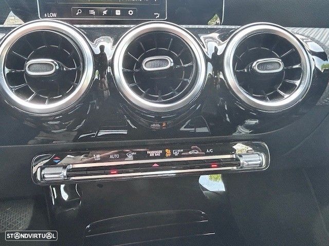 Mercedes-Benz A 180 d Style Plus Aut. - 23