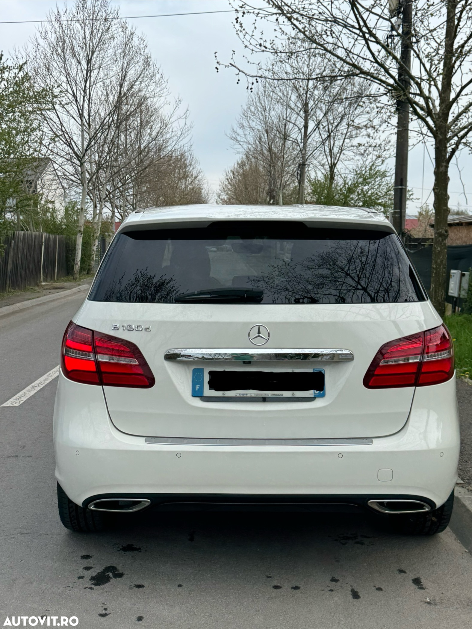 Mercedes-Benz B - 6