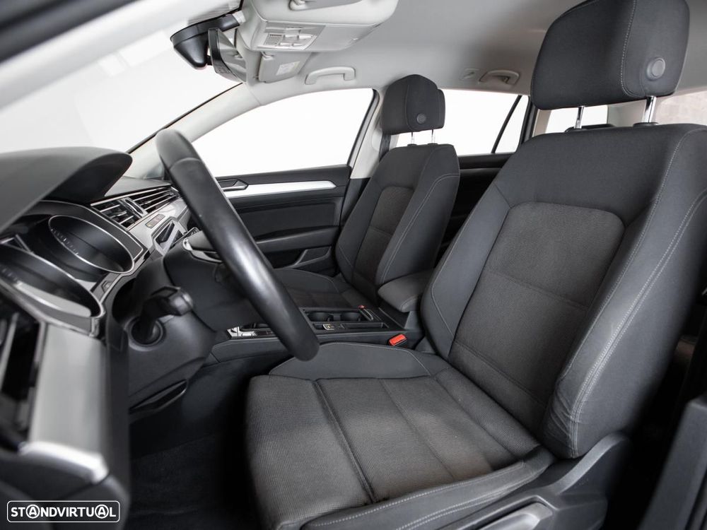 VW Passat Variant 1.6 TDI Confortline - 9