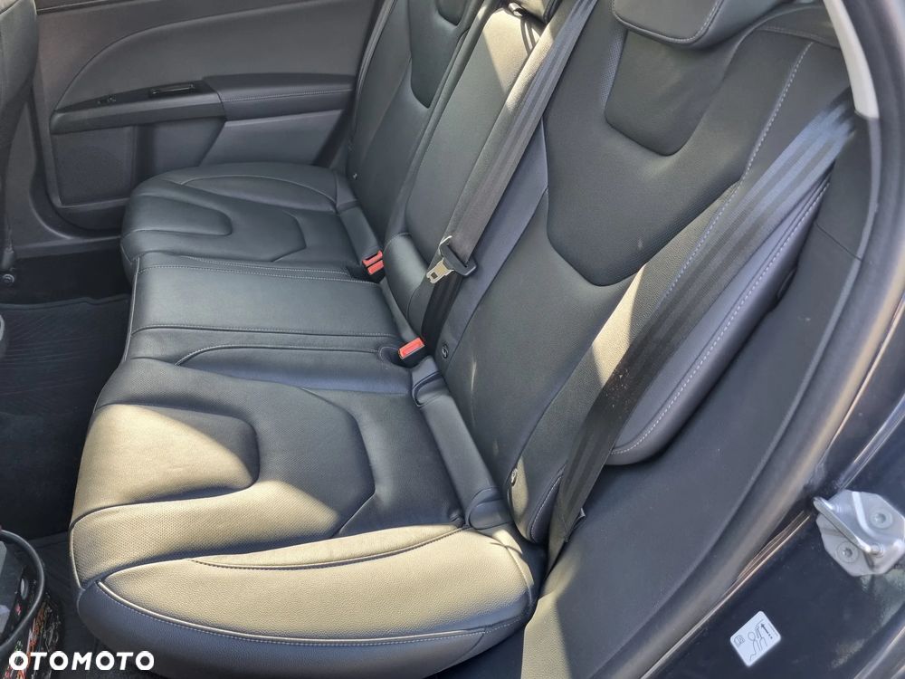 Ford Mondeo SW 2.0 Ti-VCT Business Edition - 24