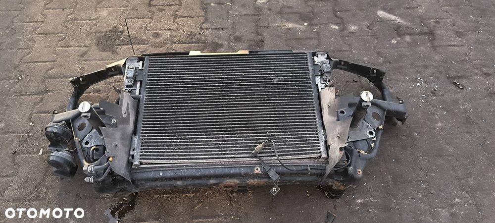 PAS PRZEDNI VOLKSWAGEN PASSAT B5 - 1