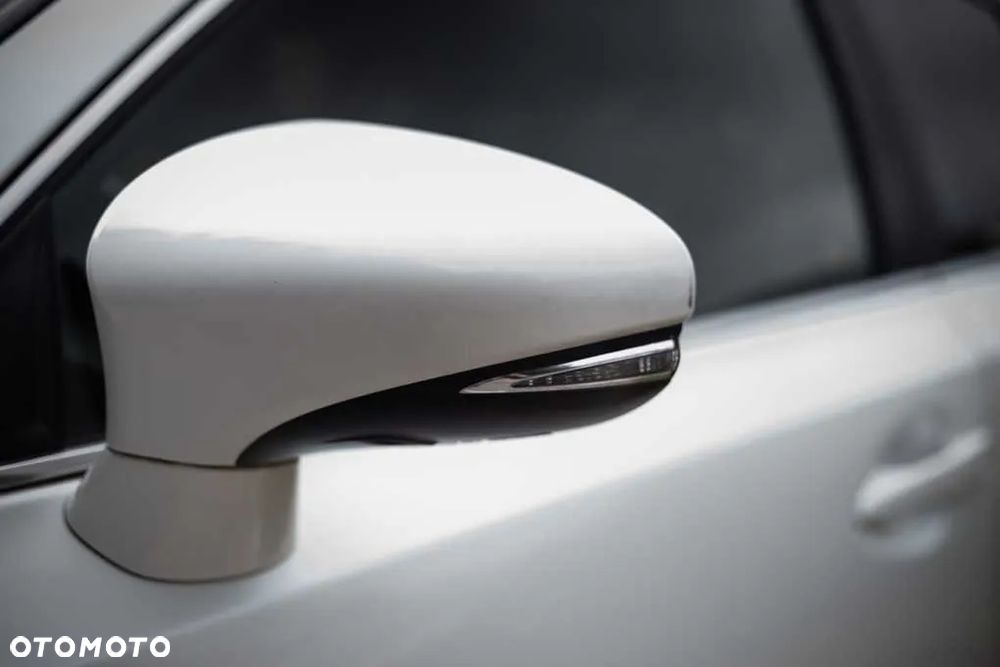 Lexus CT 200h Impression Line - 29