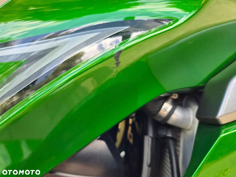 Kawasaki Ninja 1000 SX - 36