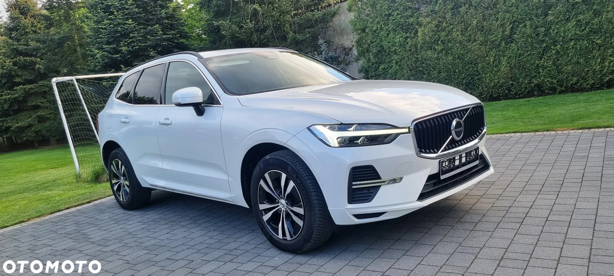 Volvo XC 60 B4 D Geartronic Momentum Pro - 5
