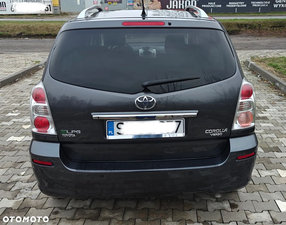 Toyota Corolla Verso 1.8 Gold - 5